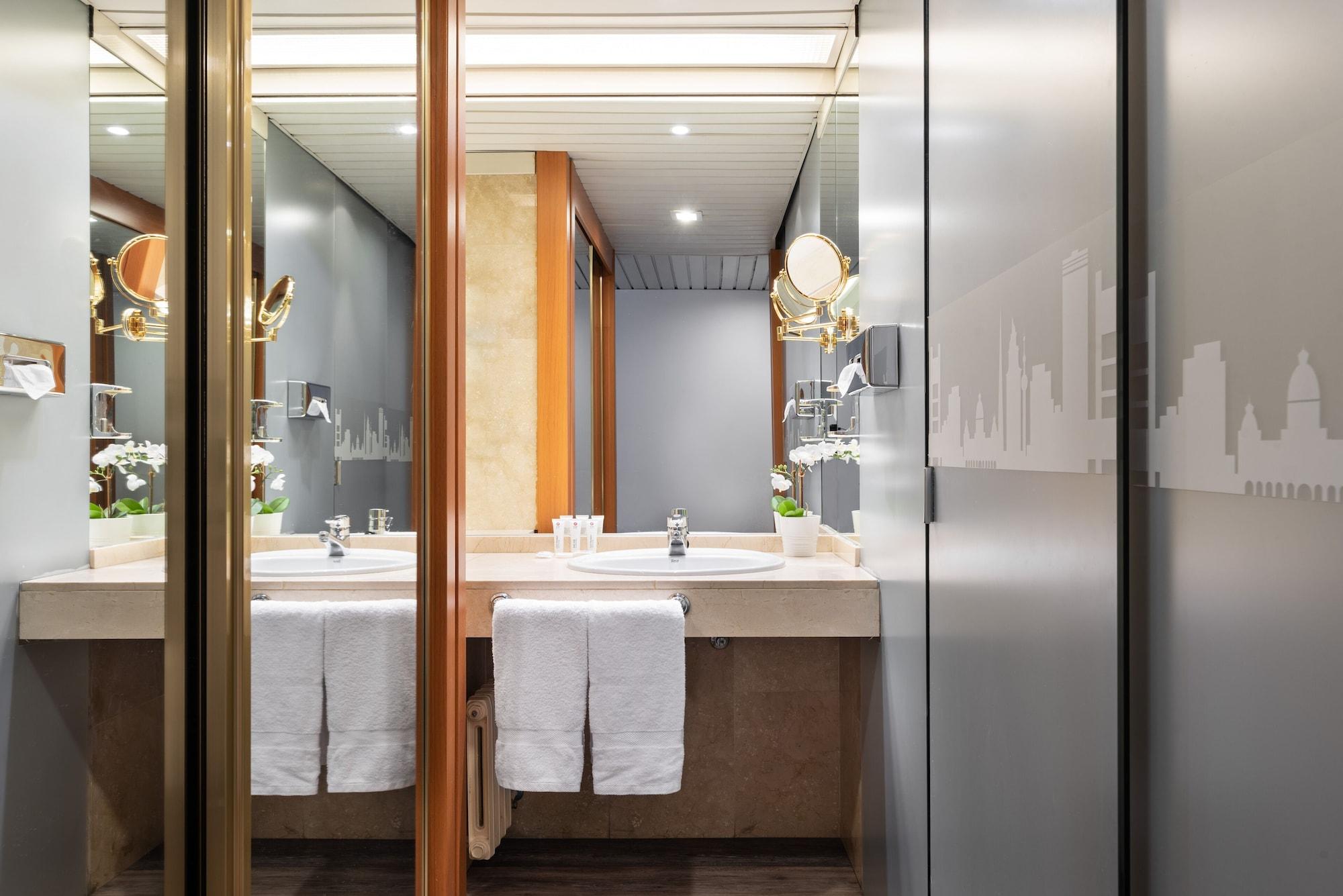 Hotel Exe Coruna 4*