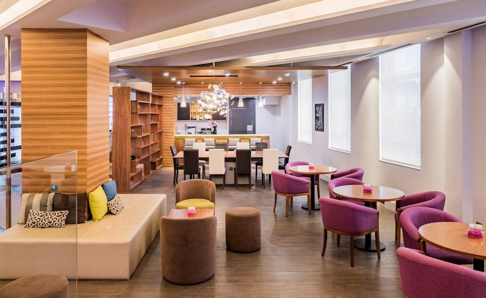 Hotel Exe Coruna 4*