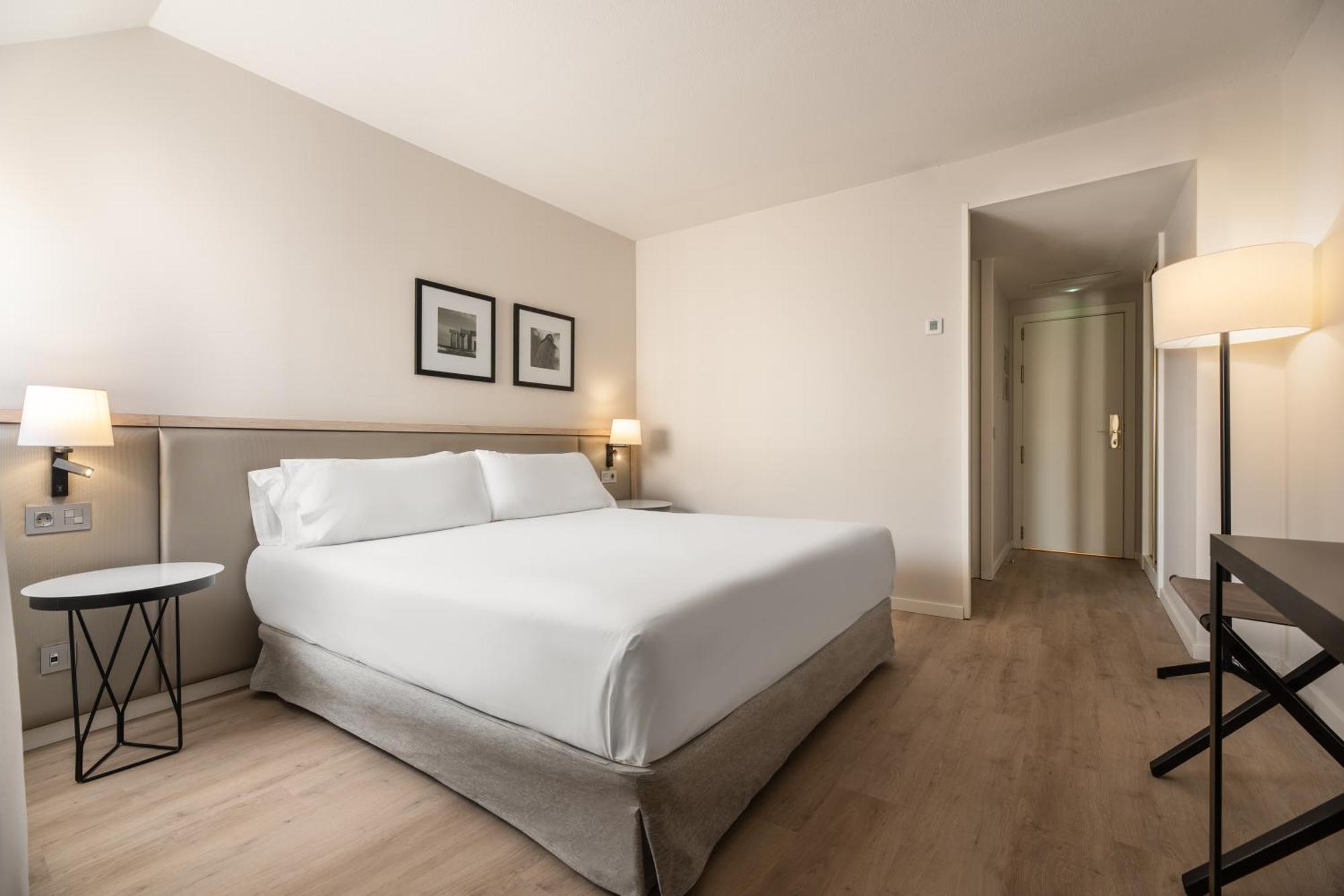 Exe Coruna Hotel 4*